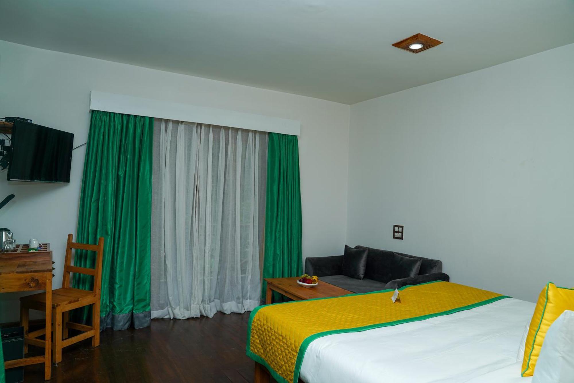 Zone Connect By The Park, Manali Hotel Екстериор снимка