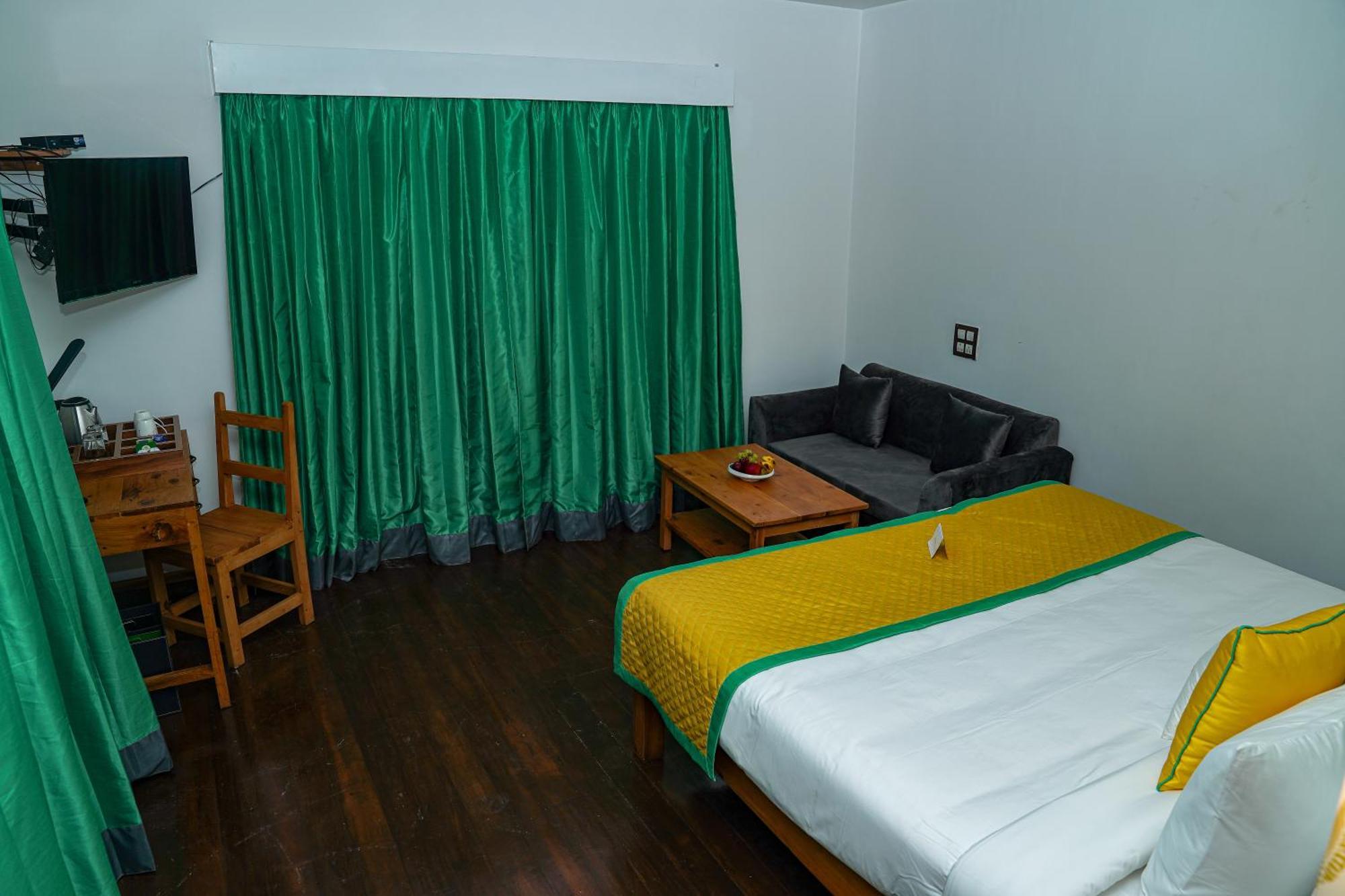 Zone Connect By The Park, Manali Hotel Екстериор снимка