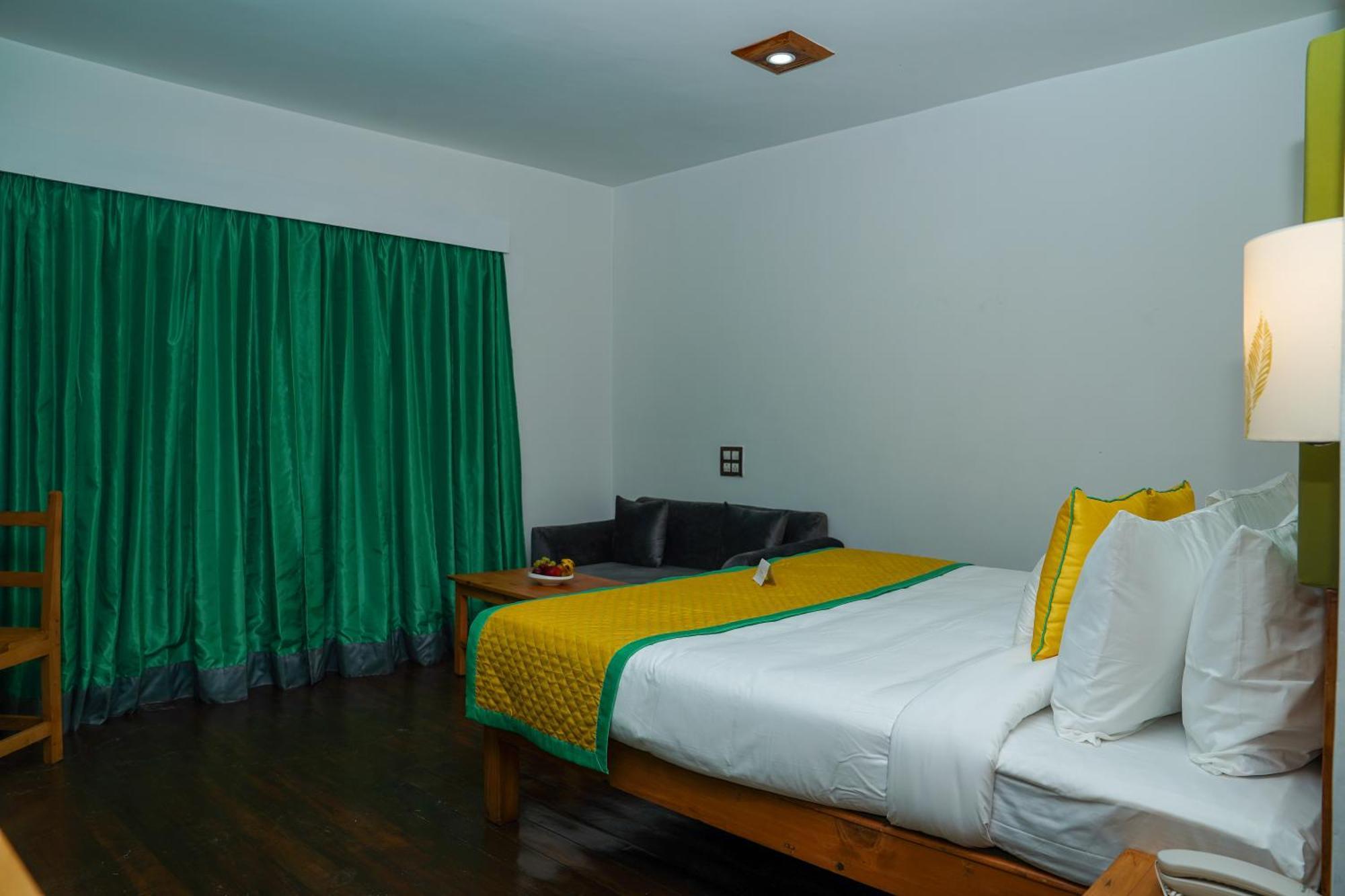 Zone Connect By The Park, Manali Hotel Екстериор снимка