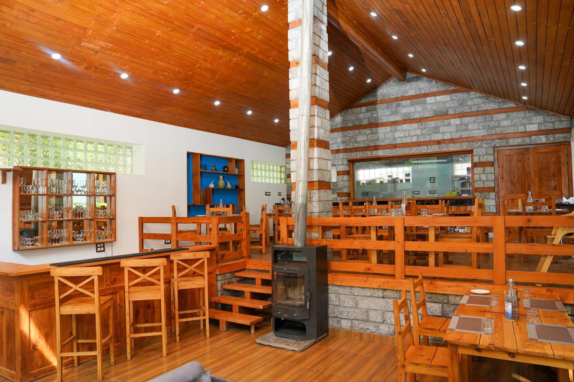 Zone Connect By The Park, Manali Hotel Екстериор снимка